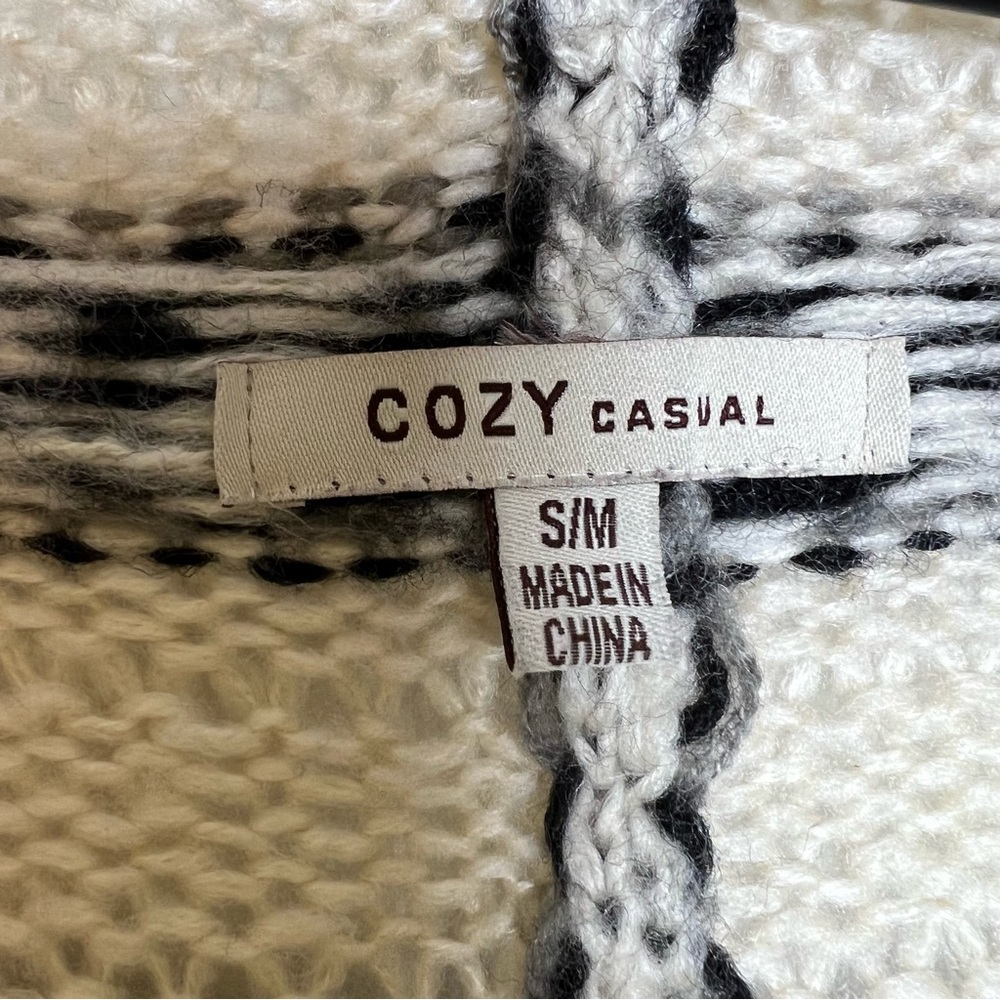 Cozy Casual Knit Sweater Womens Small Long Sleeve Waterfall Tassel Black White - Picture 6 of 7